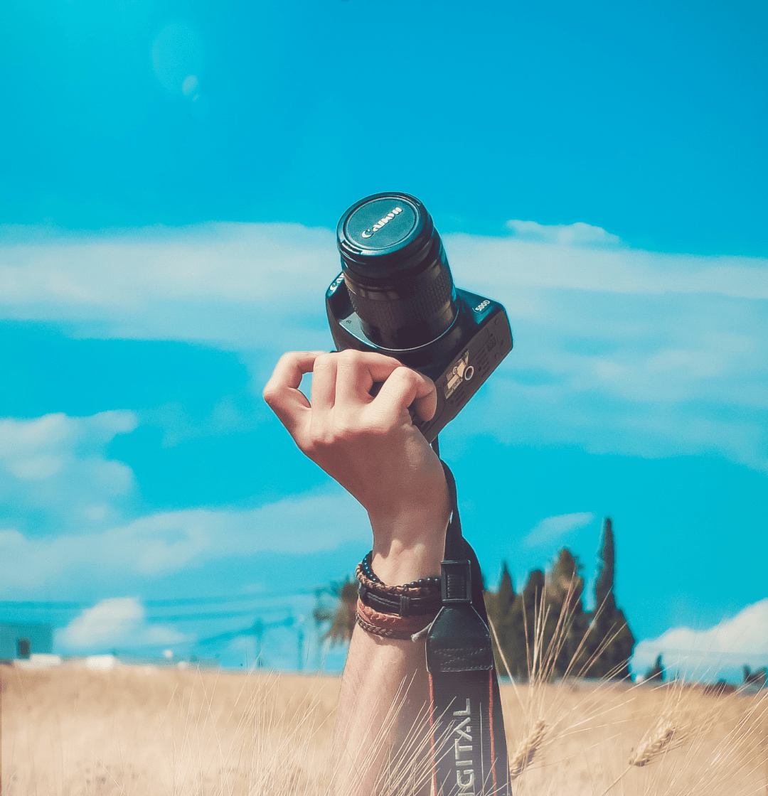 How To Take Photographs Like Professionals?